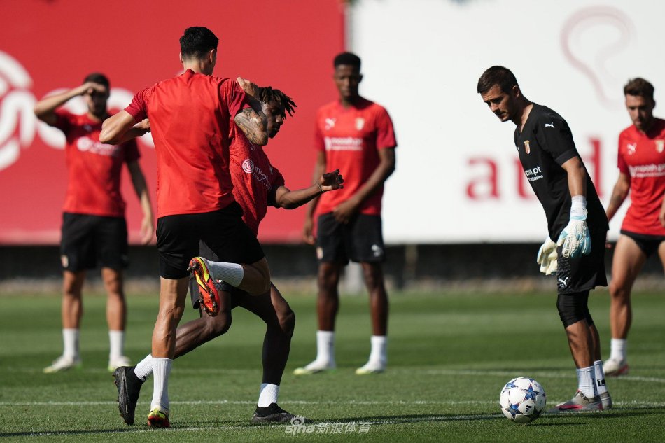 克雷桑和莫 克雷桑和莫